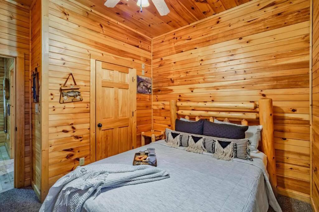 Stunning Mountain Cabin W Hot Tub Gatlinburg Exteriér fotografie