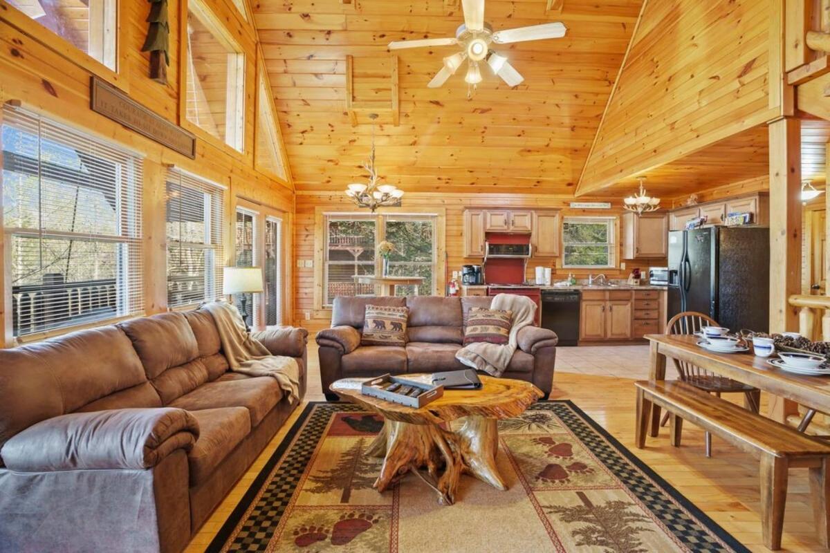 Stunning Mountain Cabin W Hot Tub Gatlinburg Exteriér fotografie