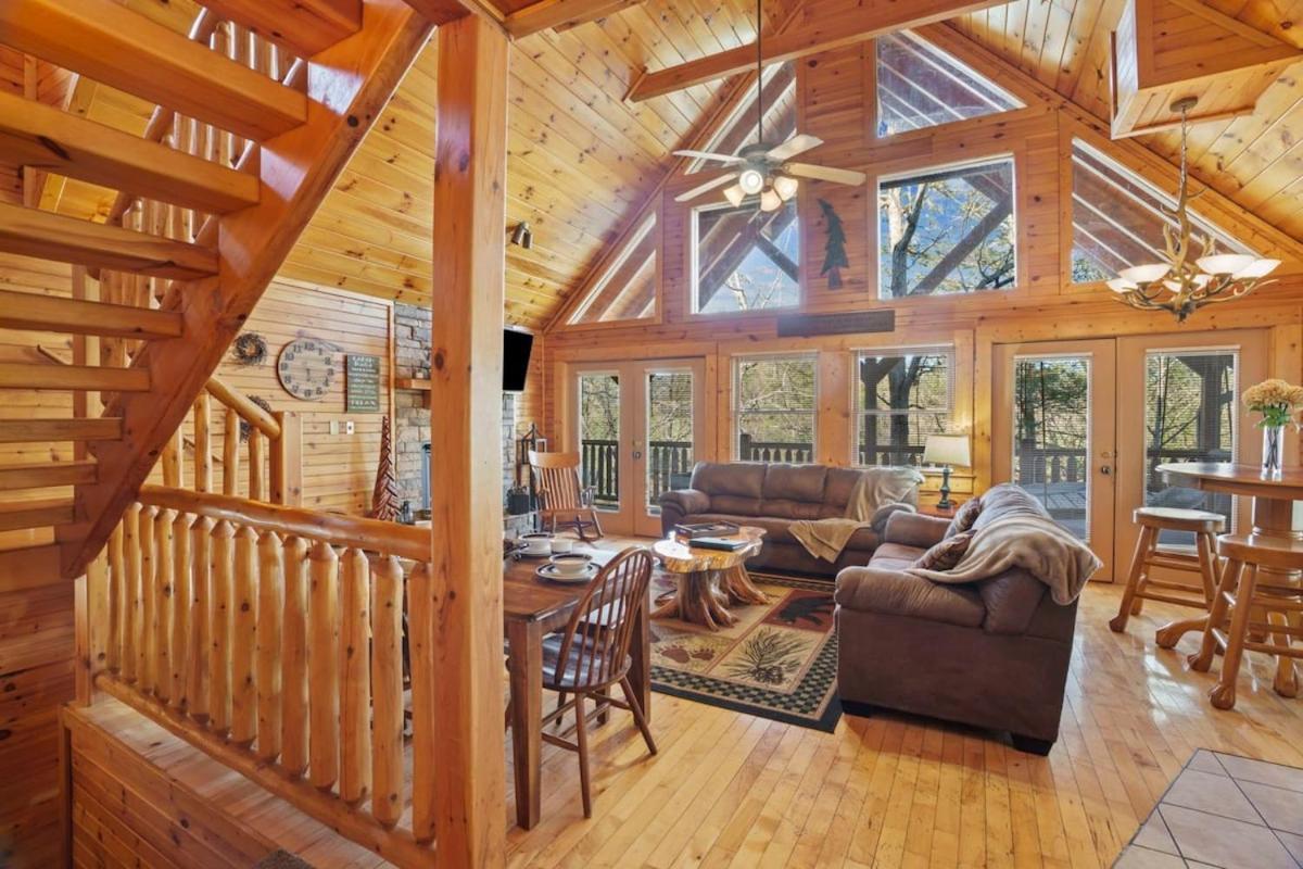 Stunning Mountain Cabin W Hot Tub Gatlinburg Exteriér fotografie