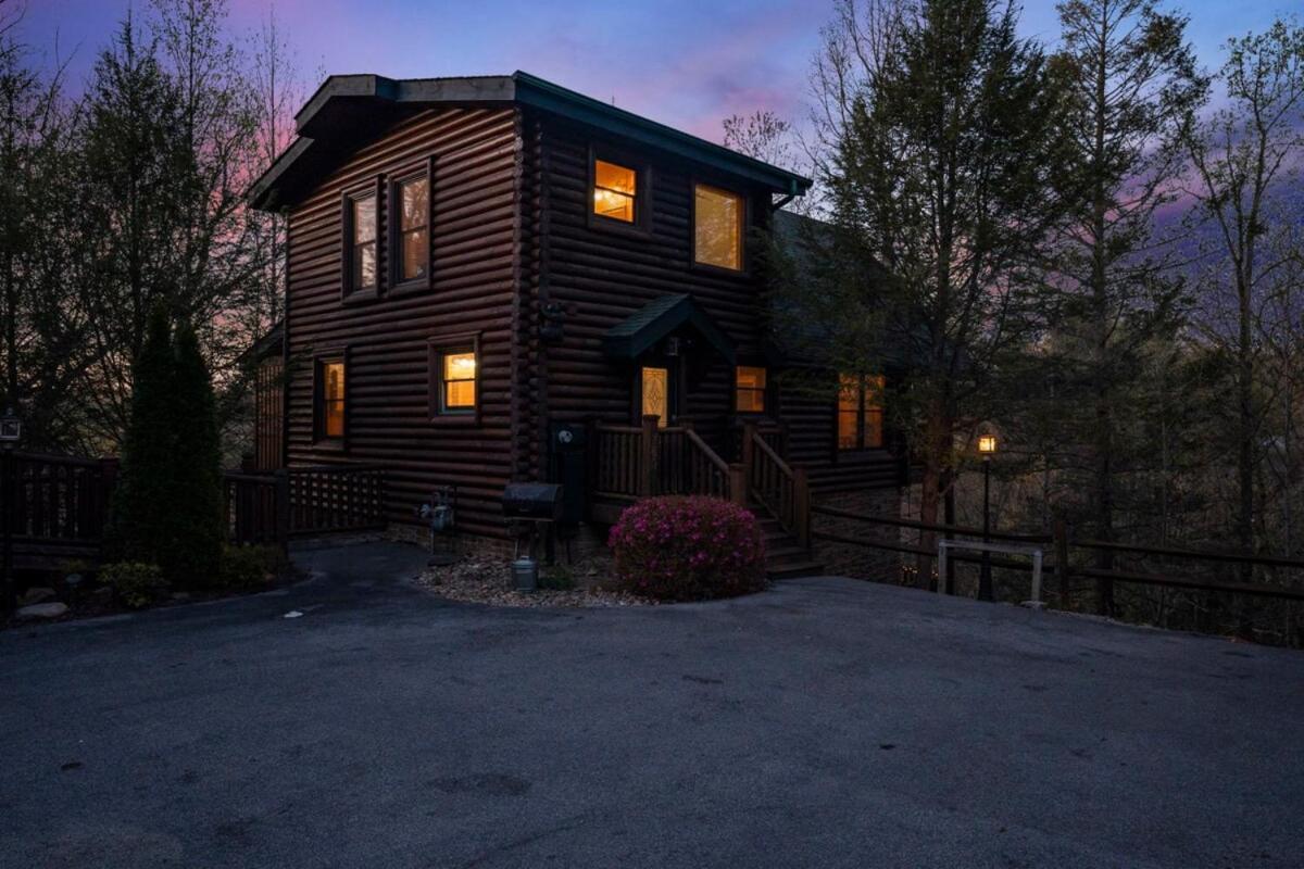 Stunning Mountain Cabin W Hot Tub Gatlinburg Exteriér fotografie